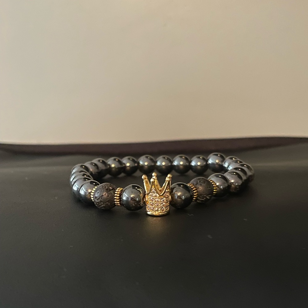 Crown Bead Bracelet